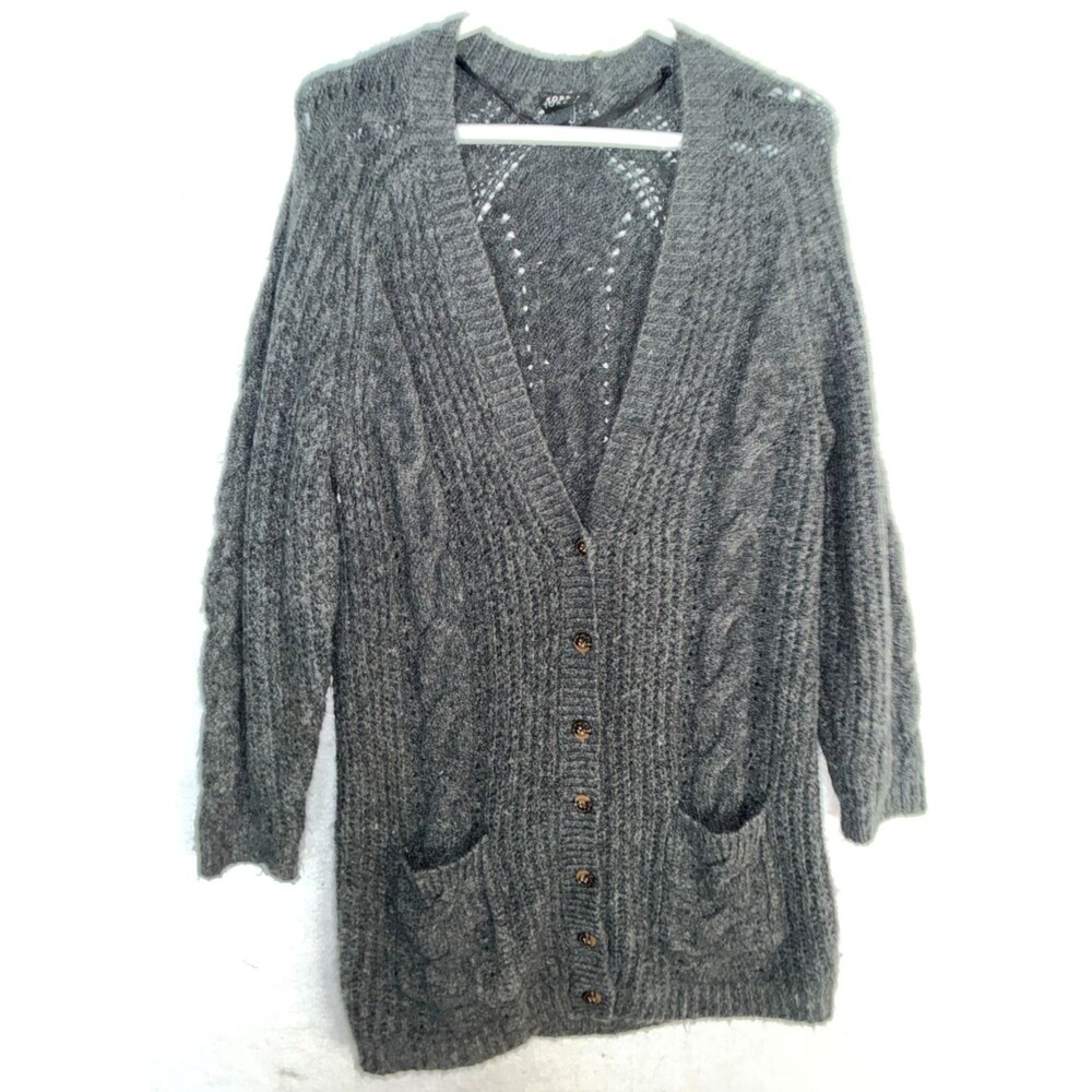 Torrid Sz 0 LARGE Chunky Cable Knit Cardigan Oversized Button front Sweater Gray